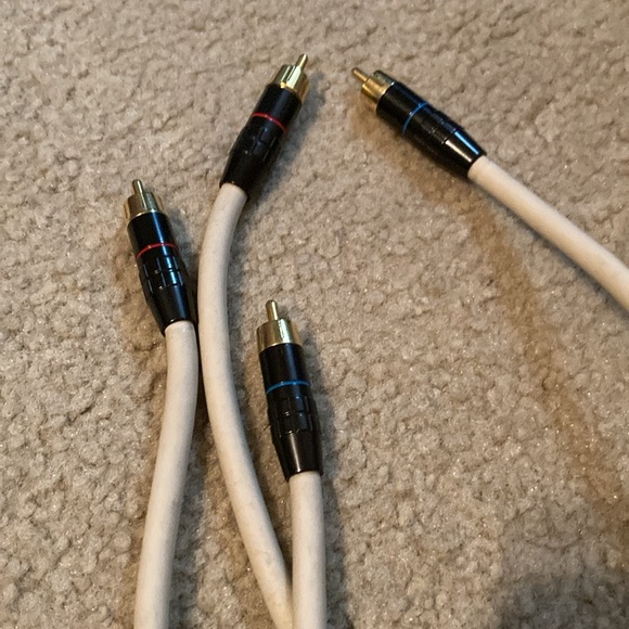Transparent the link 100 cords Interconnects - Picture 3 of 3